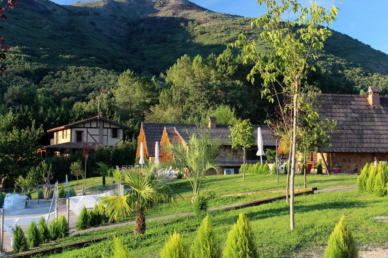 منزل الضيف خارانديا دي لا فيرا  في Complejo Rural La Coronilla المظهر الخارجي الصورة